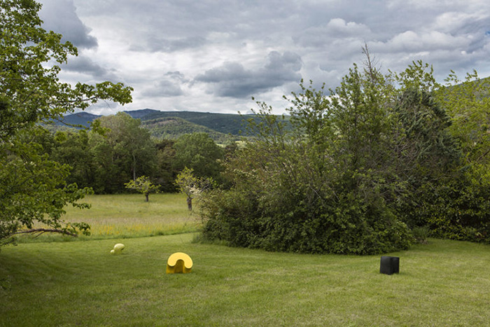 Vue de l’exposition Sillon, Parcourt d’Art Contemporain, commissariat de Bastien Joussaume, 2019.