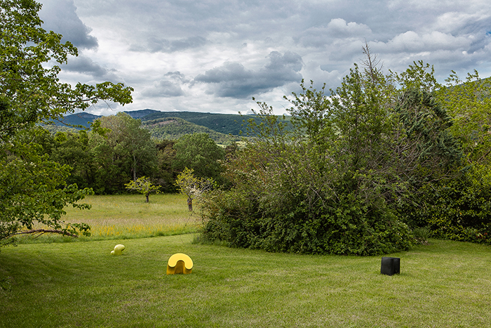 Vue de l’exposition Sillon, Parcourt d’Art Contemporain, commissariat de Bastien Joussaume, 2019.